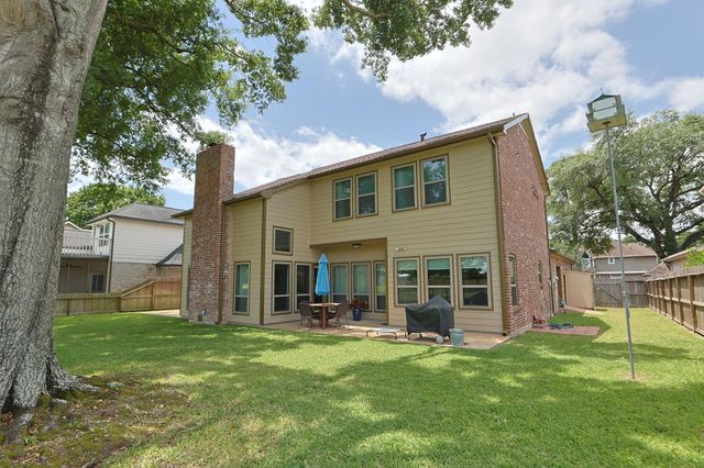 7314 Blenheim Palace Lane, Houston, TX 77095