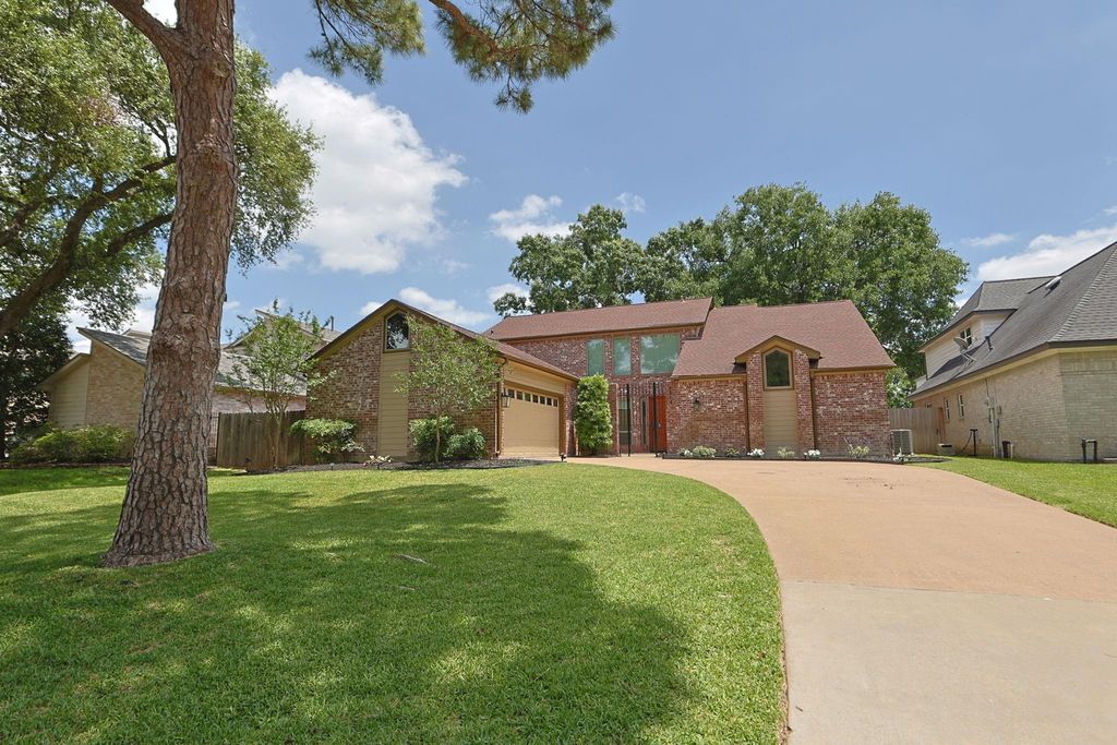 7314 Blenheim Palace Lane, Houston, TX 77095