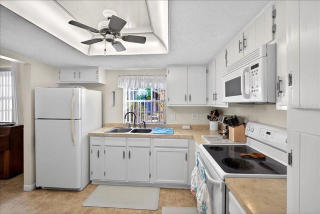 5 CLARK LANE, Palm Coast, FL 32137