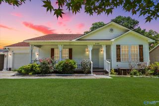 500 Mcgaugh Street SE, Hartselle, AL 35640