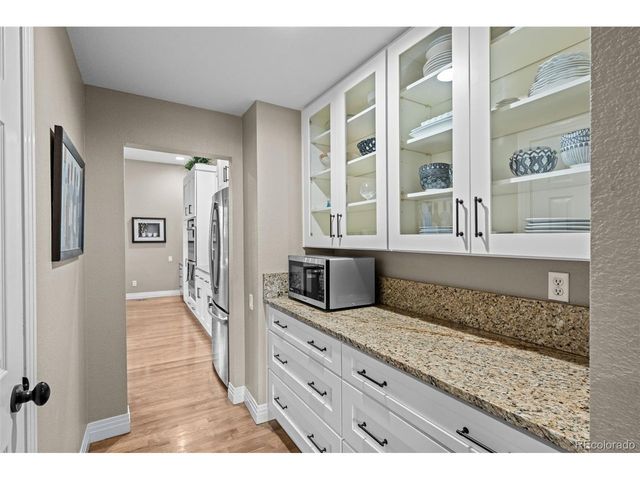 16859 W 63rd Ln, Arvada, CO 80403