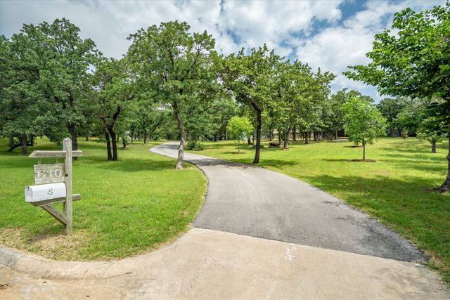 610 Sunset Court, Argyle, TX 76226