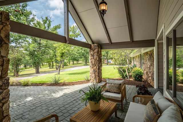 610 Sunset Court, Argyle, TX 76226