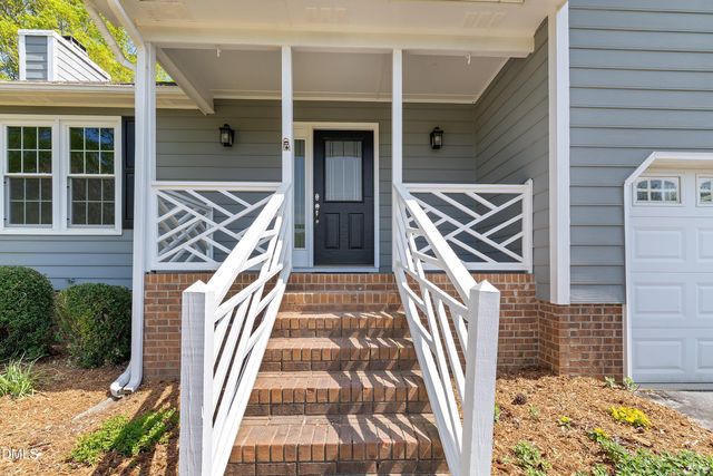 112 Pebble Drive, Clayton, NC 27520