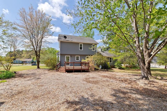 112 Pebble Drive, Clayton, NC 27520