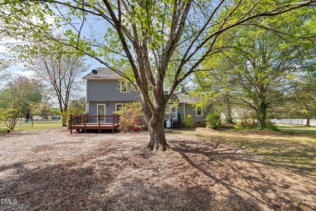 112 Pebble Drive, Clayton, NC 27520