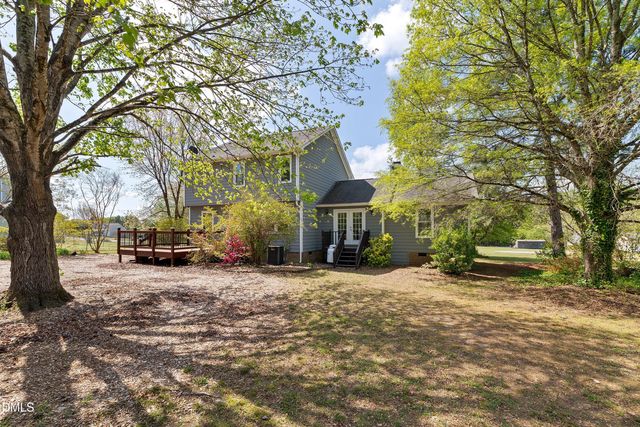 112 Pebble Drive, Clayton, NC 27520