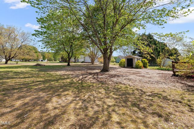 112 Pebble Drive, Clayton, NC 27520