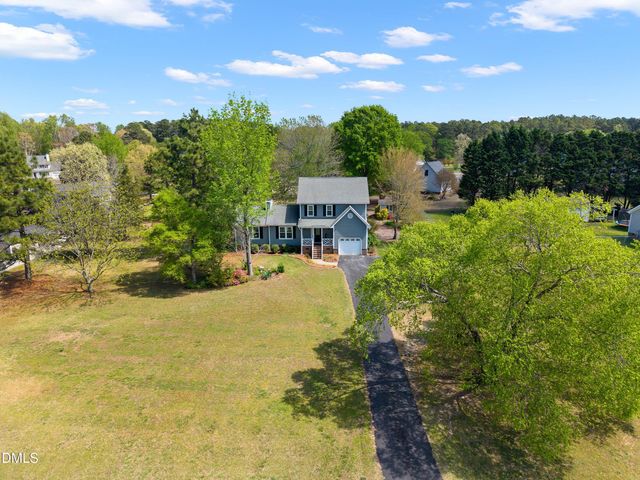 112 Pebble Drive, Clayton, NC 27520