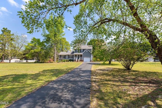 112 Pebble Drive, Clayton, NC 27520