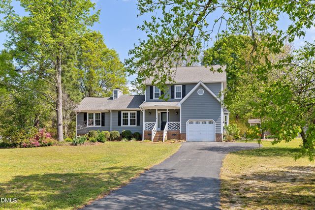 112 Pebble Drive, Clayton, NC 27520