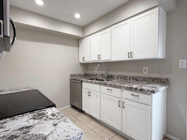 3840 N 43RD Avenue 34, Phoenix, AZ 85031