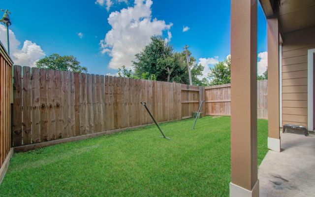 6410 Stoney Creek Drive, Pasadena, TX 77503