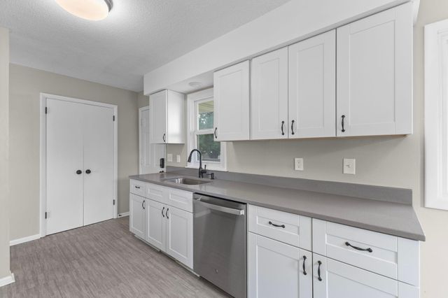 3000 Quarles Road, Brooklyn Center, MN 55429
