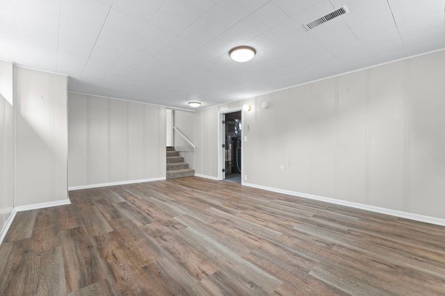 3000 Quarles Road, Brooklyn Center, MN 55429