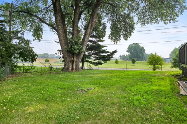 3000 Quarles Road, Brooklyn Center, MN 55429