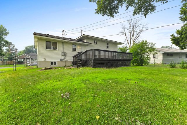 3000 Quarles Road, Brooklyn Center, MN 55429