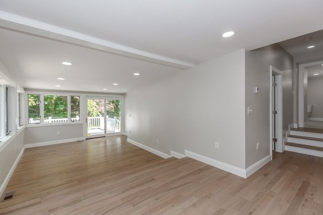 1855 Old Louisquissett Pike, Lincoln, RI 02865