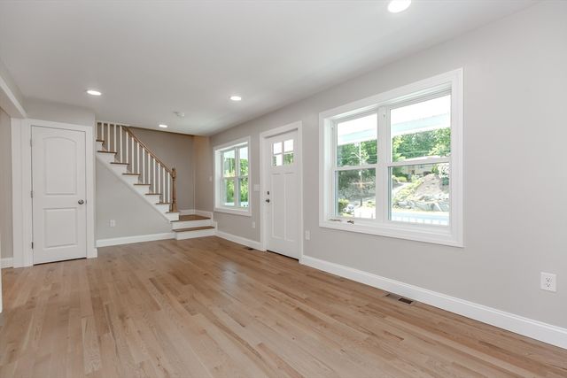 1855 Old Louisquissett Pike, Lincoln, RI 02865