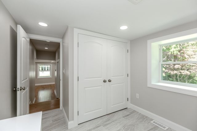 1855 Old Louisquissett Pike, Lincoln, RI 02865