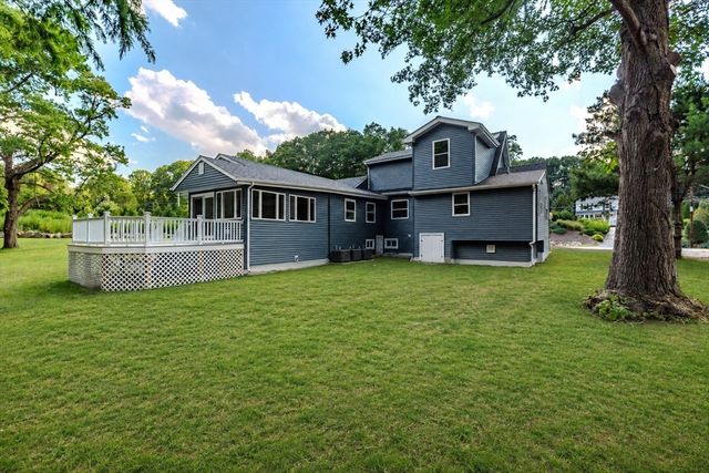 1855 Old Louisquissett Pike, Lincoln, RI 02865