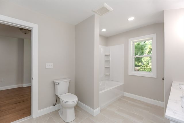 1855 Old Louisquissett Pike, Lincoln, RI 02865