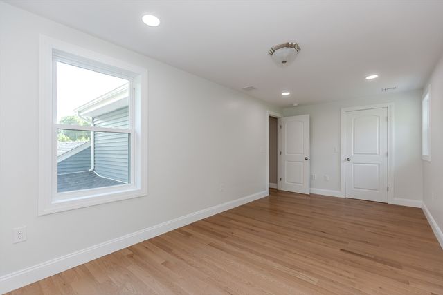 1855 Old Louisquissett Pike, Lincoln, RI 02865