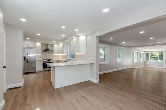 1855 Old Louisquissett Pike, Lincoln, RI 02865
