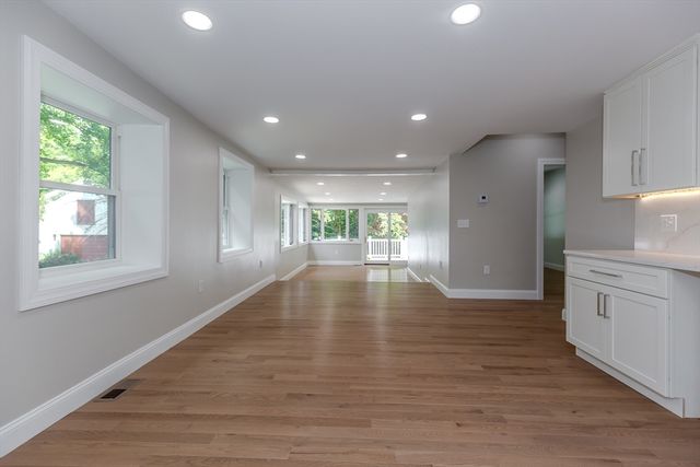 1855 Old Louisquissett Pike, Lincoln, RI 02865