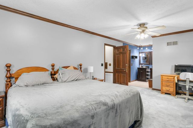 2926 Brooktree Court, Elkhart, IN 46514