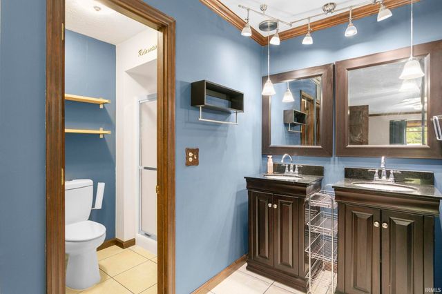 2926 Brooktree Court, Elkhart, IN 46514