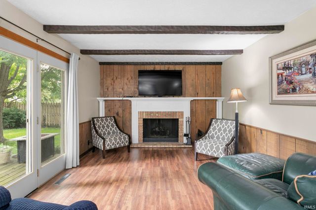 2926 Brooktree Court, Elkhart, IN 46514