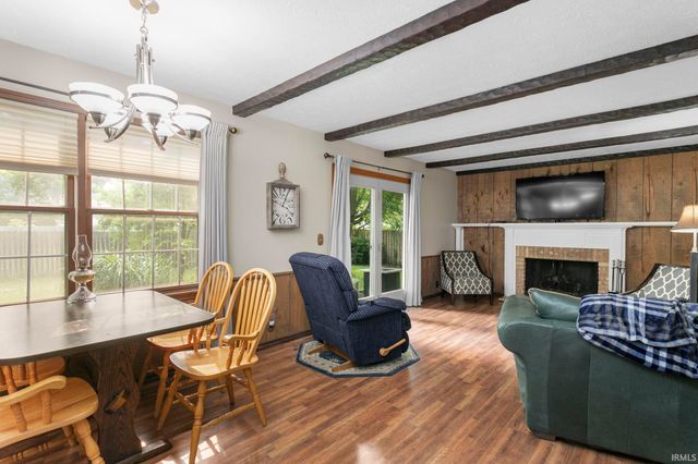 2926 Brooktree Court, Elkhart, IN 46514