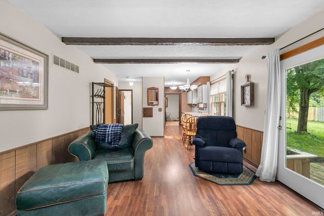 2926 Brooktree Court, Elkhart, IN 46514