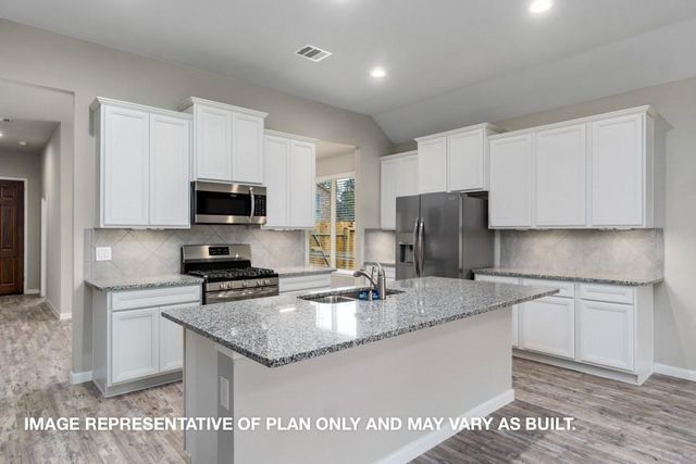 1720 Mesquite Trail, Dayton, TX 77535