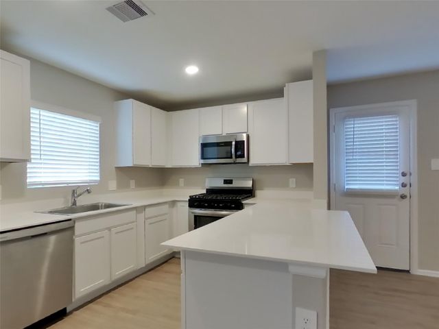 3023 Twisted Myrtle Drive, Conroe, TX 77301