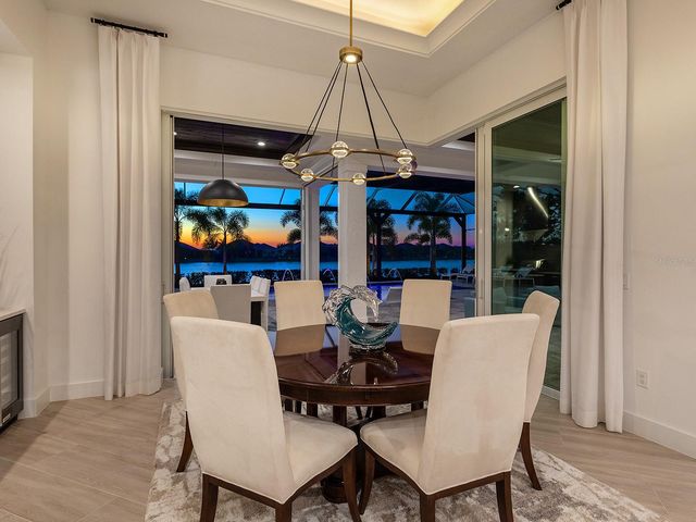 8493 PAVIA WAY, Lakewood Ranch, FL 34202