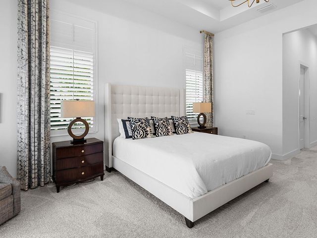 8493 PAVIA WAY, Lakewood Ranch, FL 34202