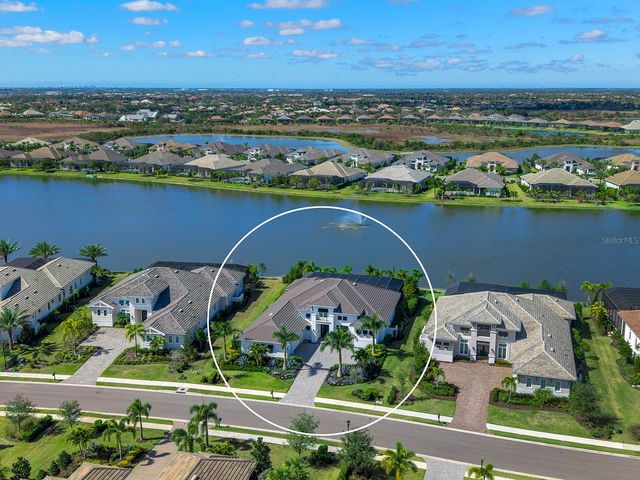 8493 PAVIA WAY, Lakewood Ranch, FL 34202