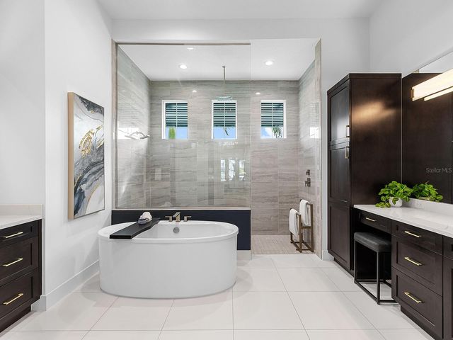 8493 PAVIA WAY, Lakewood Ranch, FL 34202