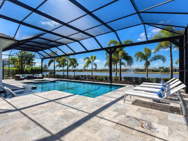 8493 PAVIA WAY, Lakewood Ranch, FL 34202