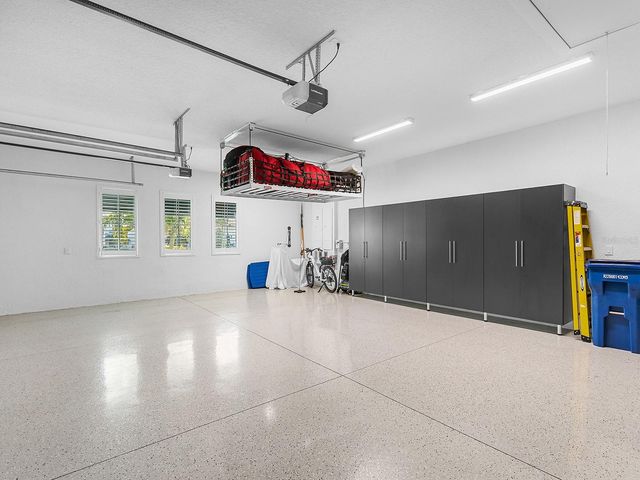 8493 PAVIA WAY, Lakewood Ranch, FL 34202