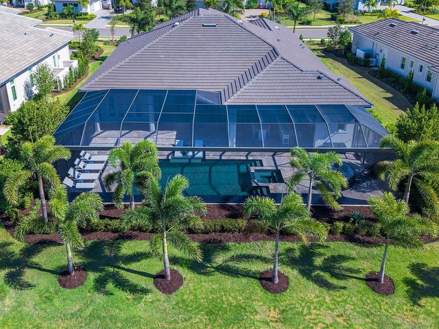 8493 PAVIA WAY, Lakewood Ranch, FL 34202