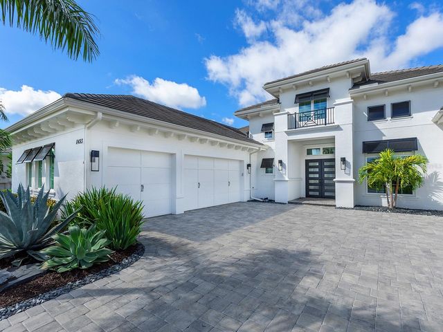 8493 PAVIA WAY, Lakewood Ranch, FL 34202