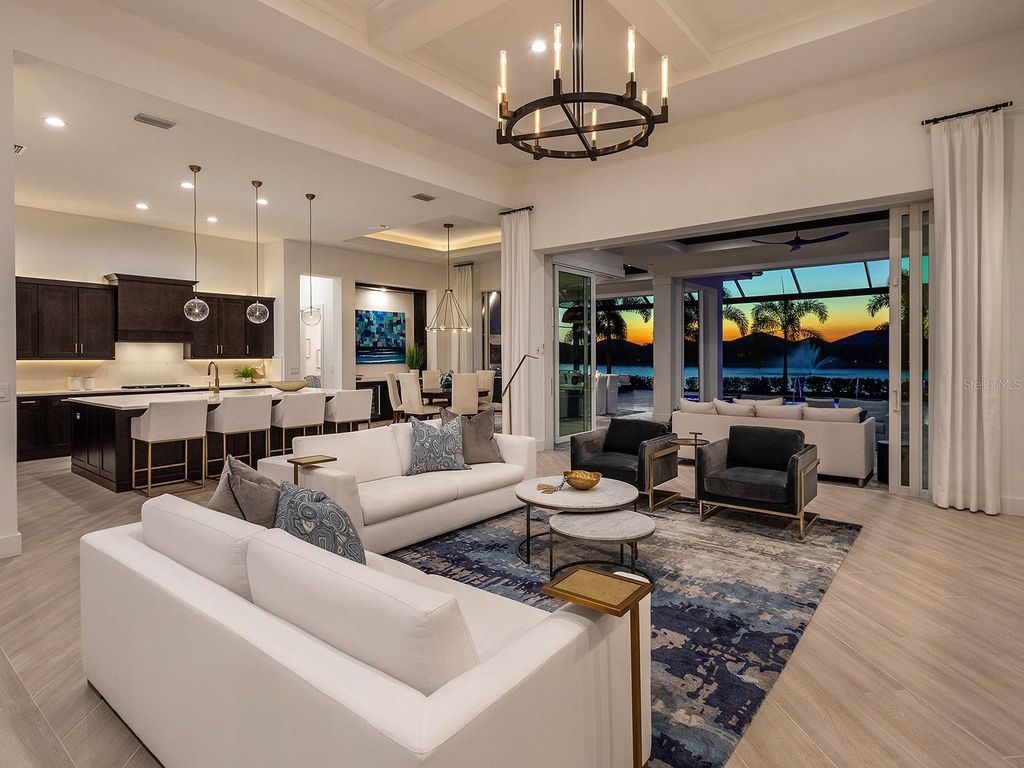 Image 13 of property listing at 8493 PAVIA WAY, Lakewood Ranch, FL 34202