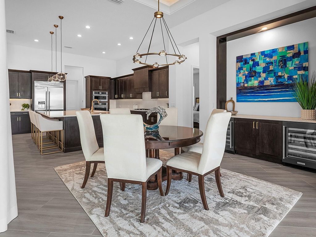 Image 20 of property listing at 8493 PAVIA WAY, Lakewood Ranch, FL 34202