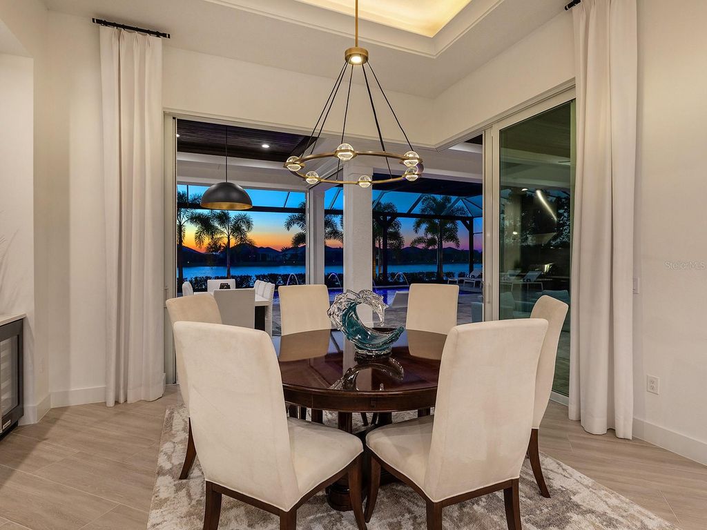 Image 21 of property listing at 8493 PAVIA WAY, Lakewood Ranch, FL 34202