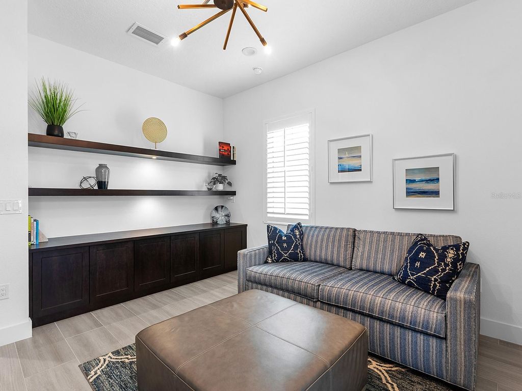 Image 23 of property listing at 8493 PAVIA WAY, Lakewood Ranch, FL 34202