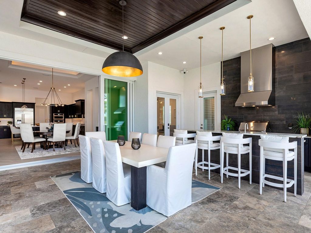 Image 34 of property listing at 8493 PAVIA WAY, Lakewood Ranch, FL 34202