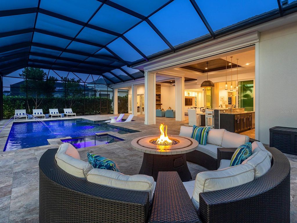 Image 50 of property listing at 8493 PAVIA WAY, Lakewood Ranch, FL 34202